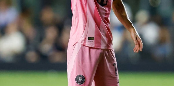 巴萨vs瓦伦比赛时间争议：诺坎普未完工，西甲拒绝调整！