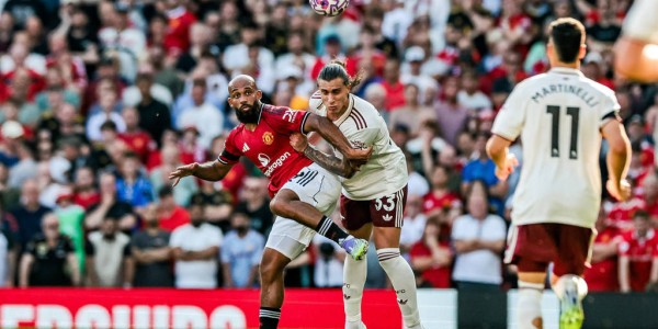 曼联双重困境：姆贝乌莫世界杯压力与拉什福德状态失色