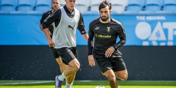 曼联新援塞斯科首训：霍伊伦德缺席引发热议